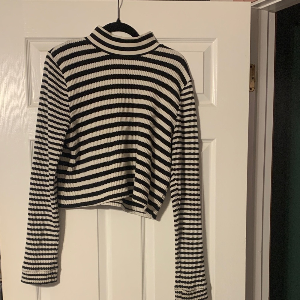 Aerie Classic Black and White Striped Knit